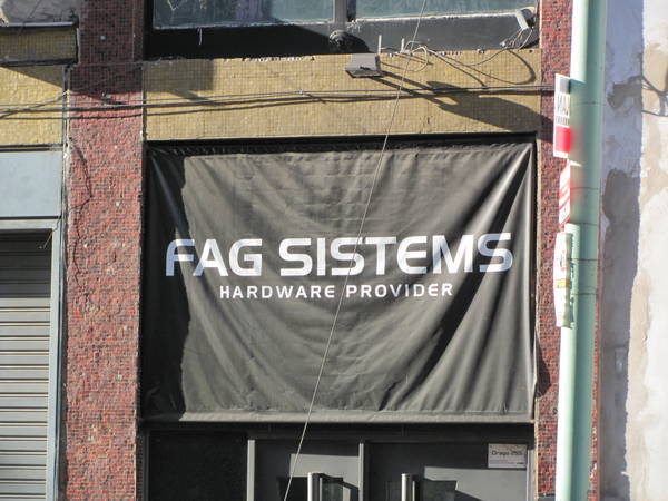 https://llucax.com:443/blog/posts/2010/05/09-name-fail.jpg