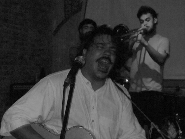 Shaman y Los Hombres en Llamas (2)